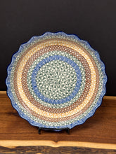Load image into Gallery viewer, Pie Plate, Fluted, 10&quot; - Autumn
