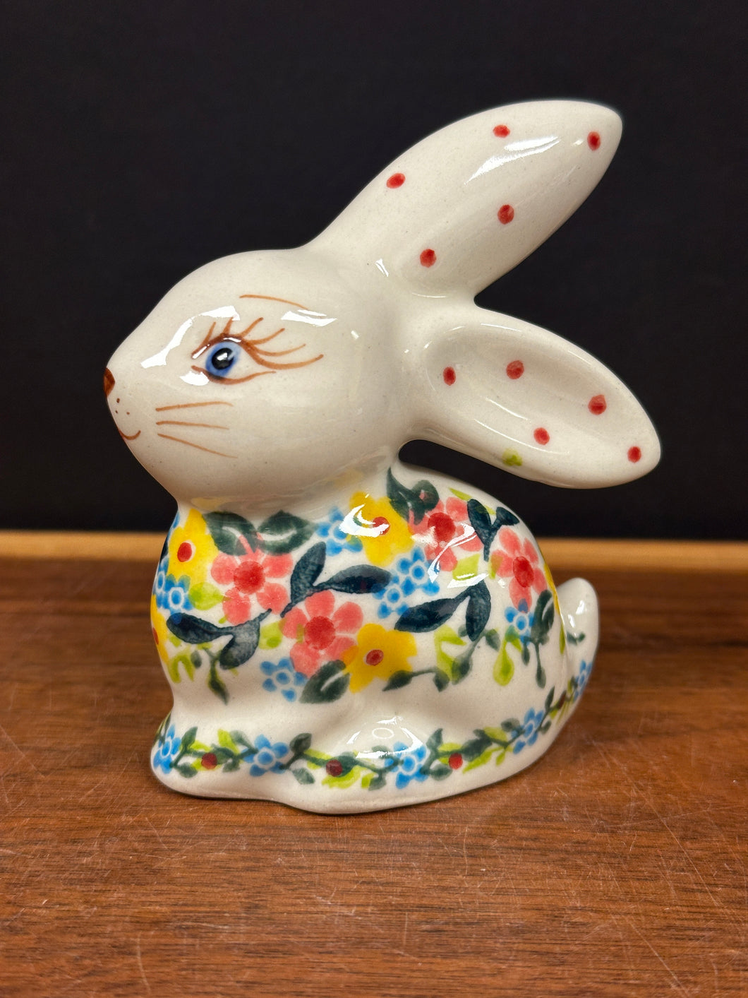 Bunny Rabbit Figurine - VC119