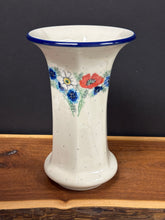 Load image into Gallery viewer, Vase, 9.5” Fluted - Freedom Flowers
