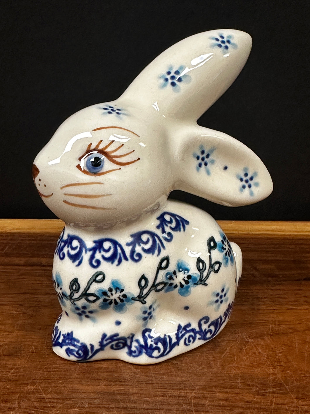 Bunny Rabbit Figurine - VC114