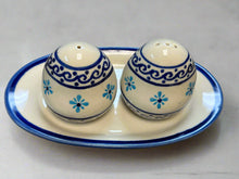 Load image into Gallery viewer, Salt &amp; Pepper Set, Pre-owned - Light Blue Diamond Flower
